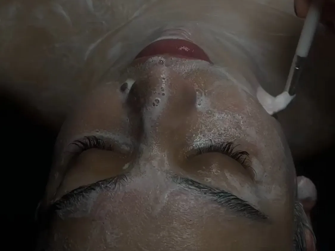 CRYSTAL CLEAR FACIAL